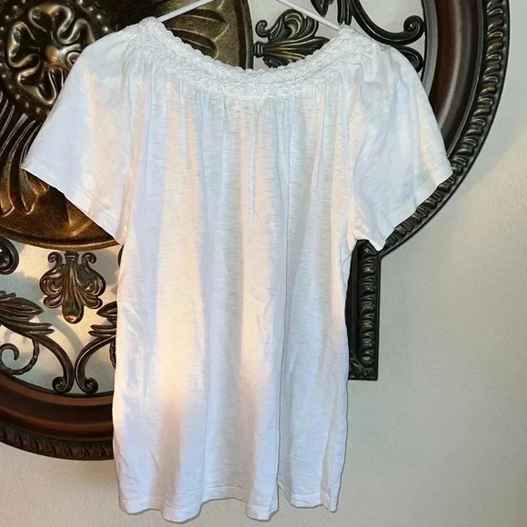 JM Collection Women’s 100% Crisp Summer White T-Shirt with Crochet Neckline - Picture 6 of 11